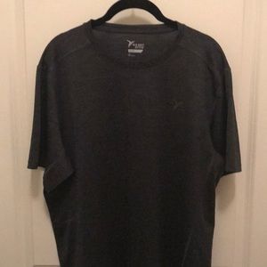 Old navy go-dry men’s athletic shirt